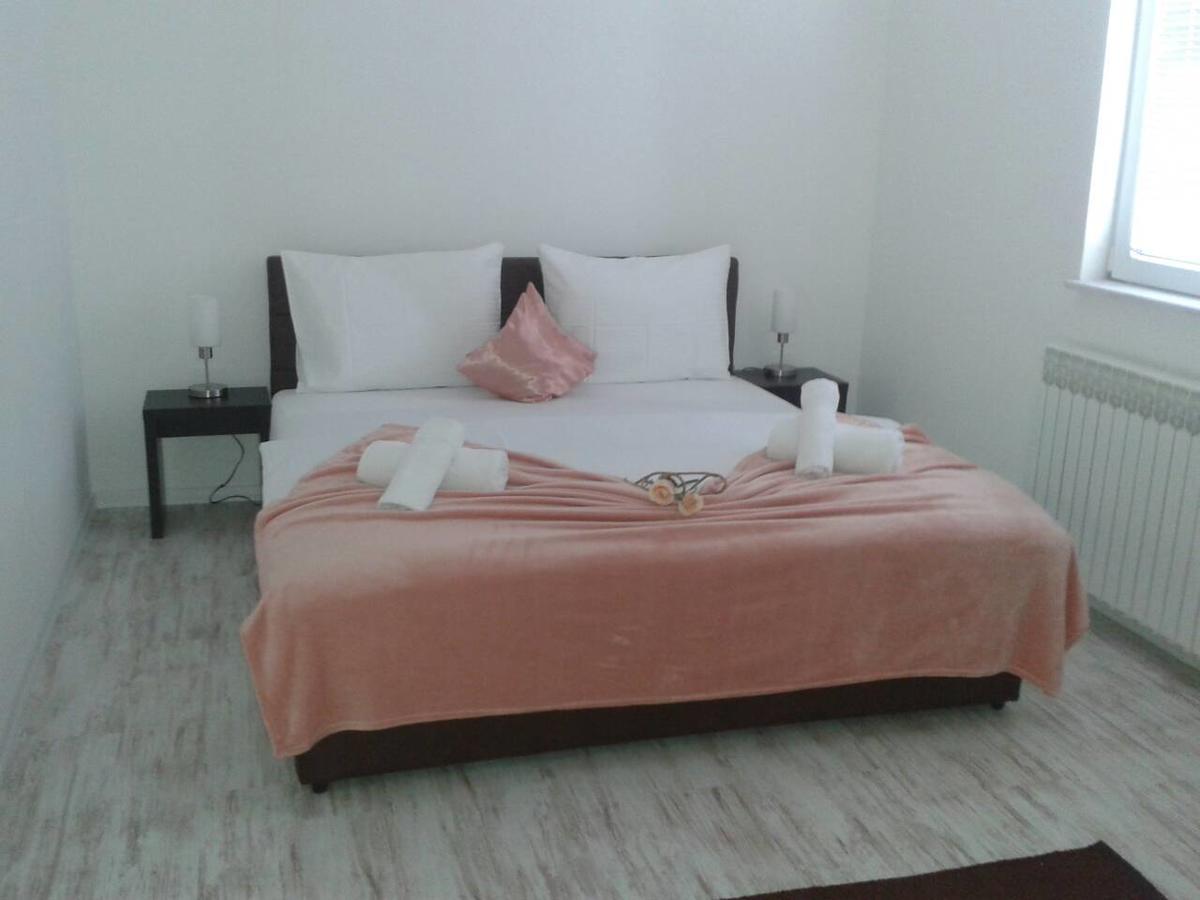 Apartment Villa Merci Sarajewo Zewnętrze zdjęcie
